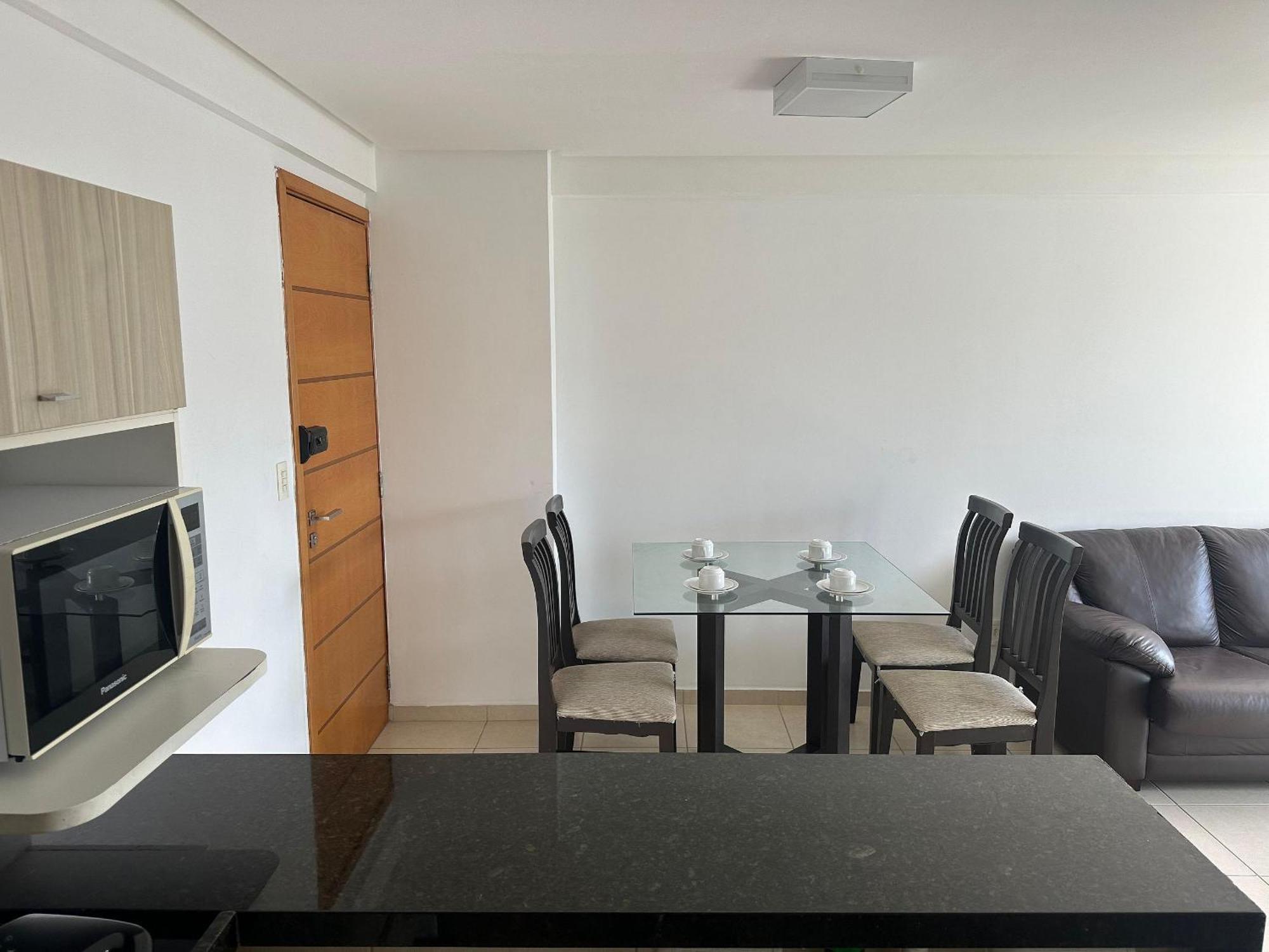 Le Parc Apartment *